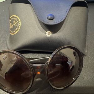 Ray-Ban Women's Brown Round Sunglasses smoke free no pets